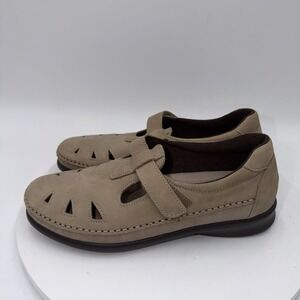 SAS Roamer Mary Jane Shoes Women's 8M Beige Tan Nubuck Leather Comfort Loafer